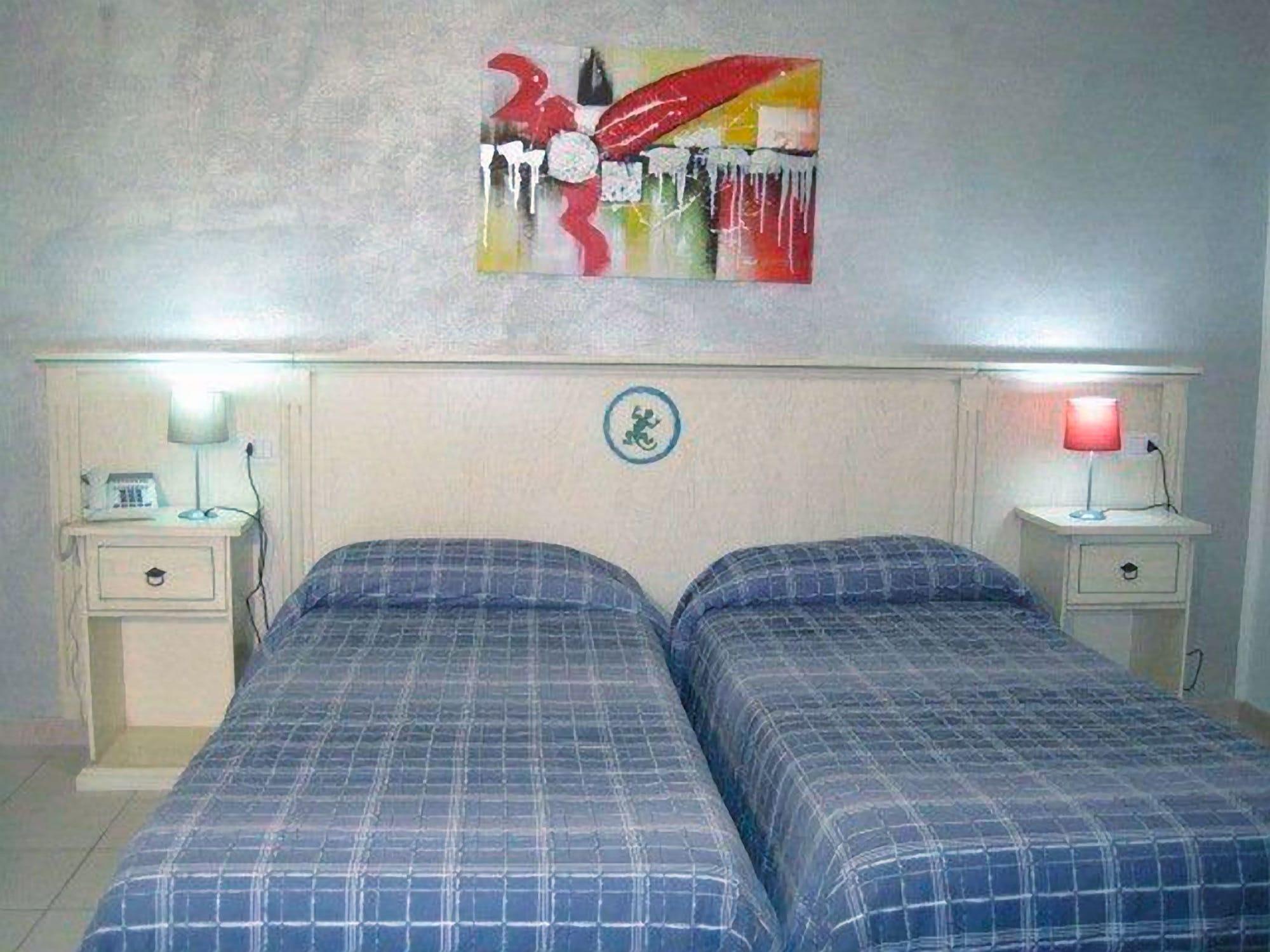 ואלדוריה Hotel Ariadimari מראה חיצוני תמונה