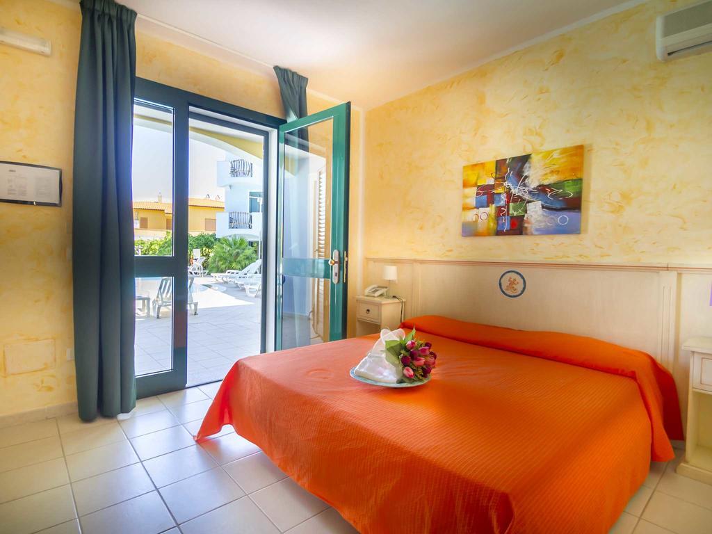 ואלדוריה Hotel Ariadimari מראה חיצוני תמונה