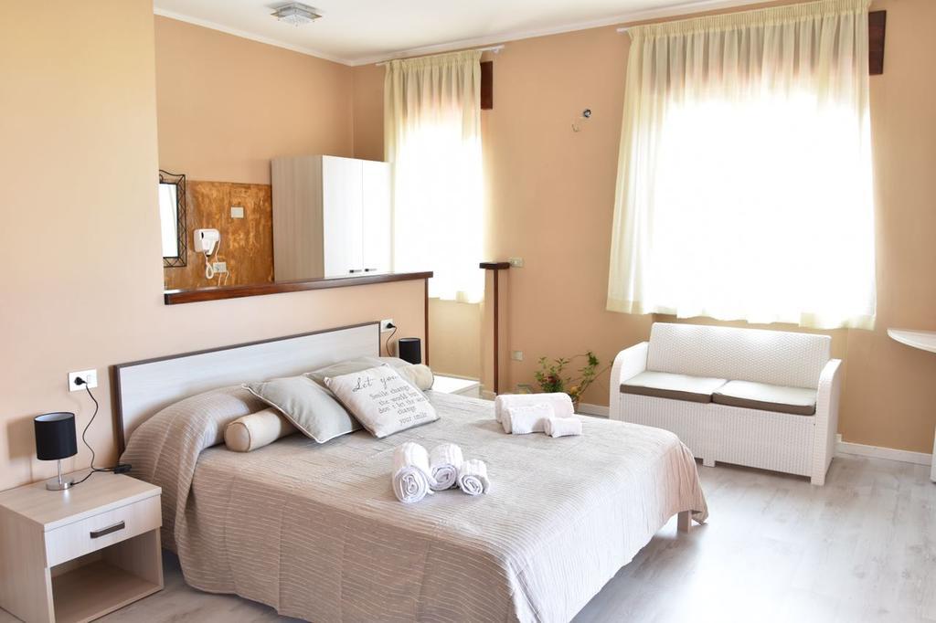 ואלדוריה Hotel Ariadimari מראה חיצוני תמונה