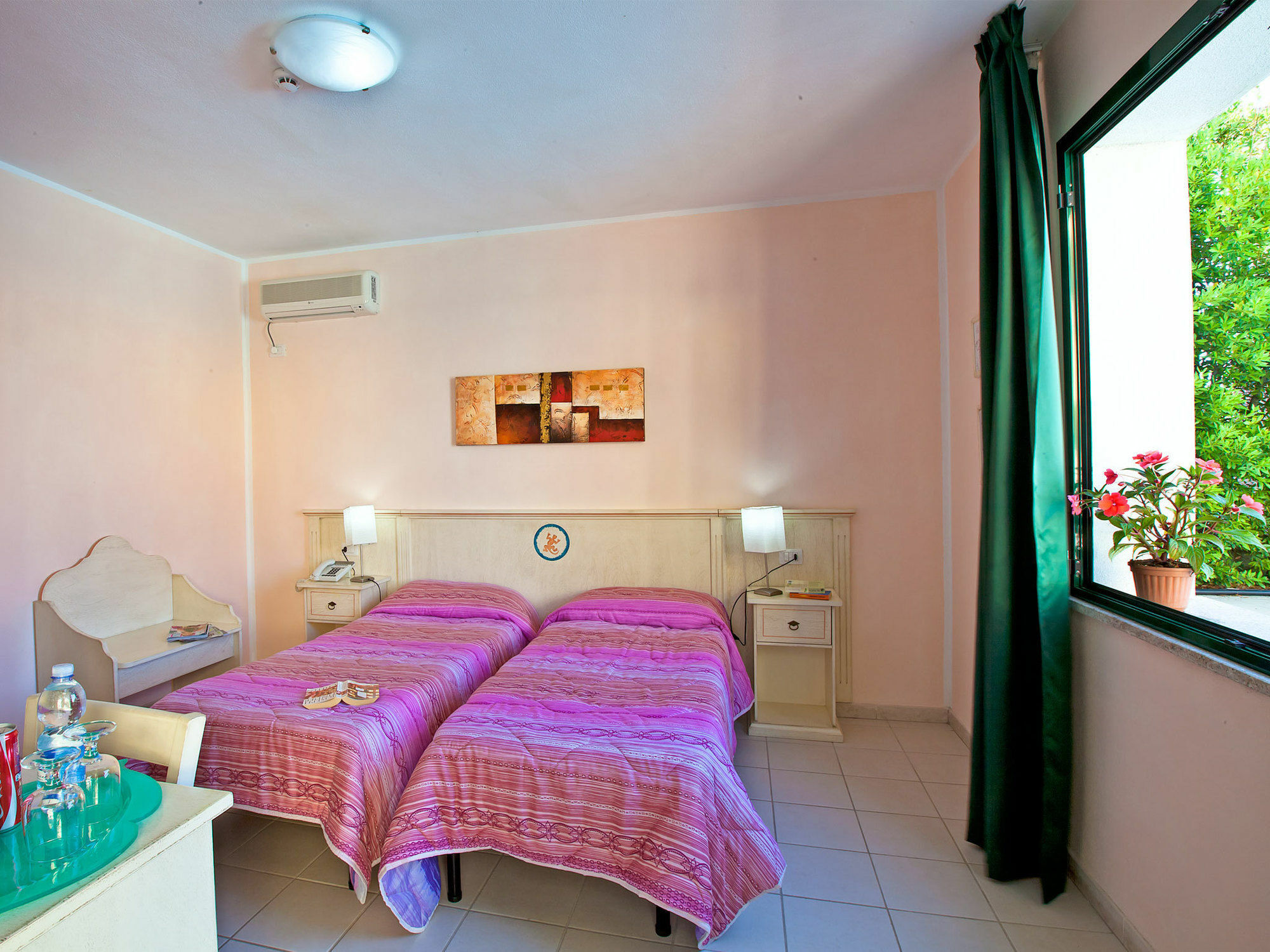 ואלדוריה Hotel Ariadimari מראה חיצוני תמונה